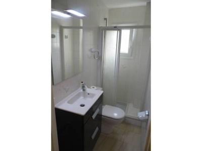 SAISON: Schönes Apartment mit Pool in 1. Linie der Küste von Cala d'Or - AP 132