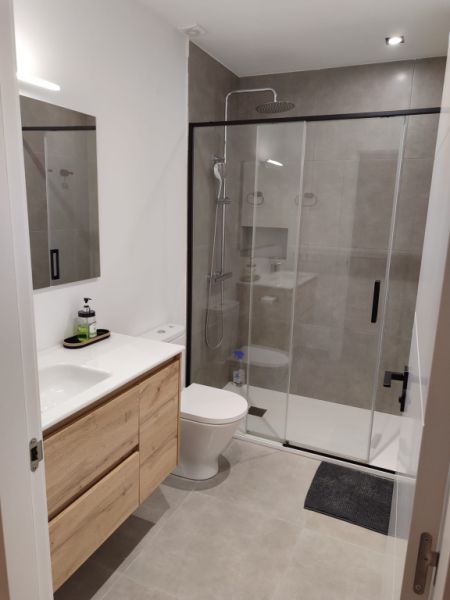 Saison: Schönes Reihenhaus mit viel Komfort und Terrassen in S Illot -- RH 13 T