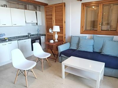 TEMPORADA E INVIERNO AP 25 DE SEPTIEMBRE: Apartamento en planta baja en el puerto de Colonia St Jord
