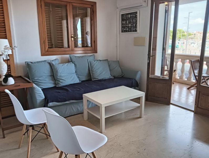 TEMPORADA E INVIERNO AP 25 DE SEPTIEMBRE: Apartamento en planta baja en el puerto de Colonia St Jord