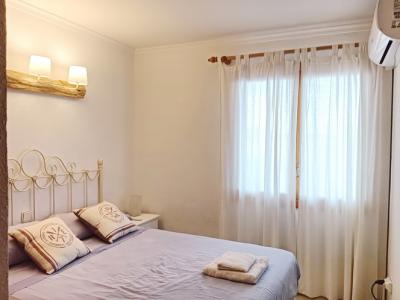 TEMPORADA E INVIERNO AP 25 DE SEPTIEMBRE: Apartamento en planta baja en el puerto de Colonia St Jord