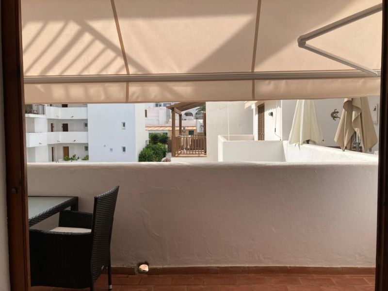 Temporada/Invierno 27-28: Estudio moderno con terraza y piscina comunitaria en Cala Dor AP 17 WT