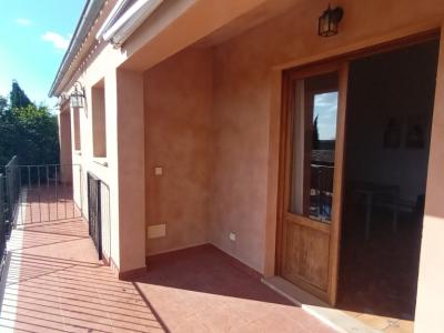 SAISON / WINTER: 4 Landapartments mit Gemeinschaftspool und AC in einer Siedlung bei Campos--AP 23 T