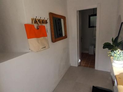 Temporada/Invierno: Chalet a nivel del suelo, moderno, en zona arbolada en la bahía de Cala Llombards - CH12