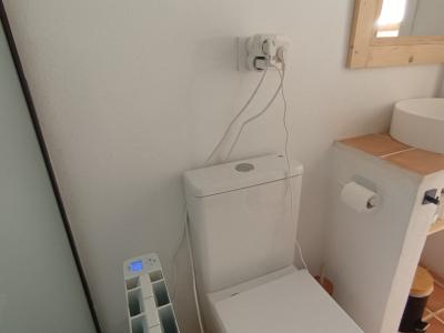 Temporada/Invierno: Chalet a nivel del suelo, moderno, en zona arbolada en la bahía de Cala Llombards - CH12