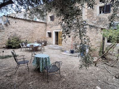 Saison / WInter: Rustikales Dorfhaus mit Garten in einer Dorfsiedlung Sa Sorda - Campos -- DH 40