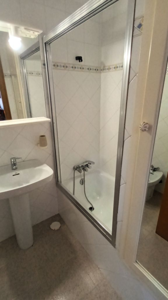 Season 26/27: Modern apartment in first line of the coast of St Jordi --- AP 10 T