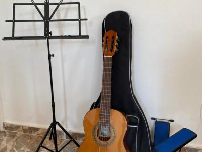 Salvador Cortez Classical Guitar 3/4 for Children