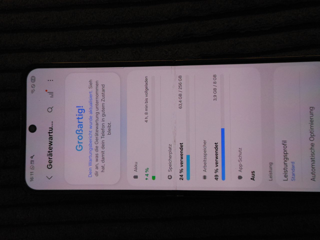 Samsung Galaxy Z Flip 4 , 256 GB , 8 GB ROM , Pink-Gold  inkl. orig. Verpackung uvm.