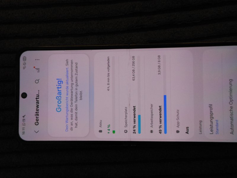 Samsung Galaxy Z Flip 4 , 256 GB , 8 GB ROM , Pink-Gold  inkl. orig. Verpackung uvm.