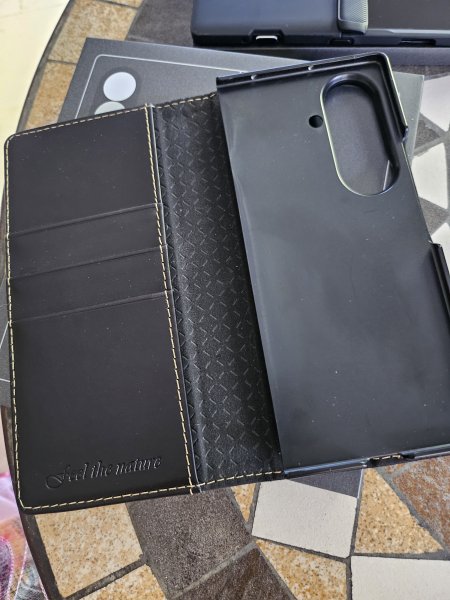 Samsung Galaxy Z Fold 8 Ultra, 16 GB RAM, 1TB Almacenamiento, Solo 1 Ciclo de Carga