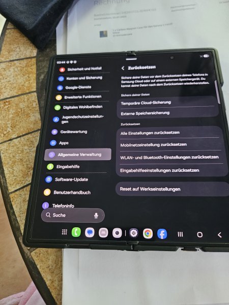 Samsung Galaxy Z Fold 8 Ultra, 16 GB RAM, 1TB Almacenamiento, Solo 1 Ciclo de Carga