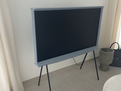 Samsung The Serif 43" QLED 4K TV  TQ43LS01DAUXXC (gekauft 2023)