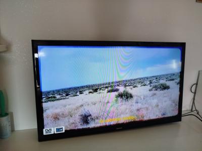 Samsung TV Fernseher 32 Zoll inclusive X 88 Pro10 Internet Receiver