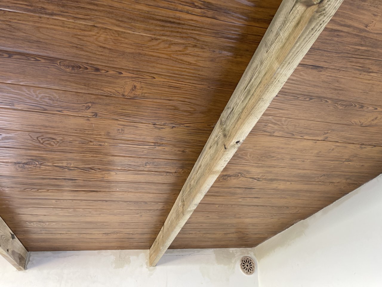 Sandwich panel roofs, sheet metal, tiles...