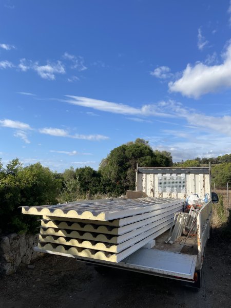 Sandwich panel roofs, sheet metal, tiles...