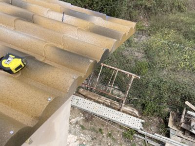 Sandwich panel roofs, sheet metal, tiles...