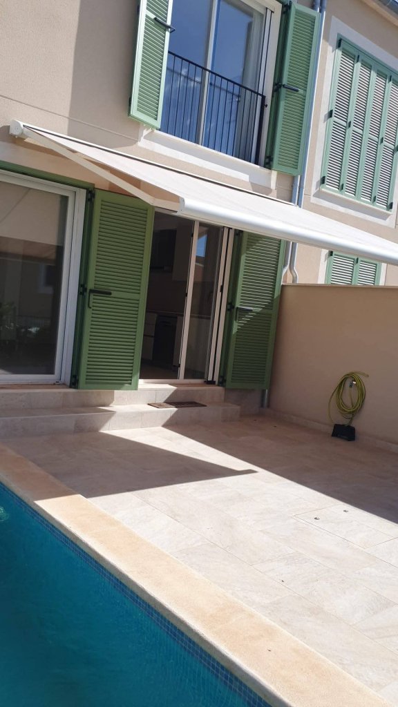 Sanierte Traum Doppelhaus Hälfte in Sa Cabaneta unweit des Golfplatz