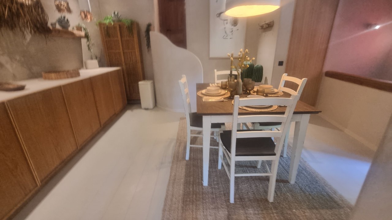 Saniertes Apartment in 2. Etage mit kl. Terrasse im Zentrum von LLucmayor -- AP 20 VK