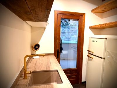 Saniertes, unmöbliertes Apartment mit Terrasse im Zentrum von LLucmayor-- AP 11