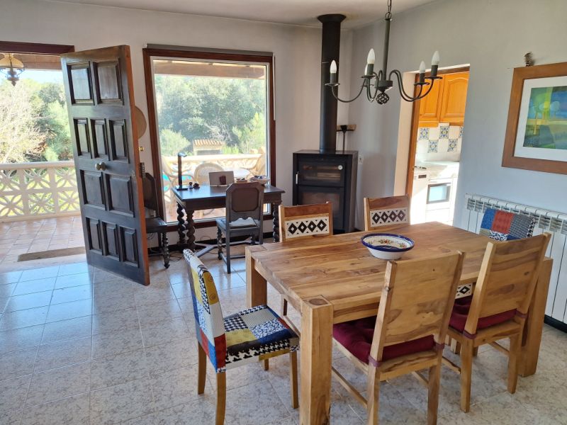 SANT JOAN (CENTRE OF THE ISLAND): Charming finca with pool, private well, guest apartment and 82 m² shed