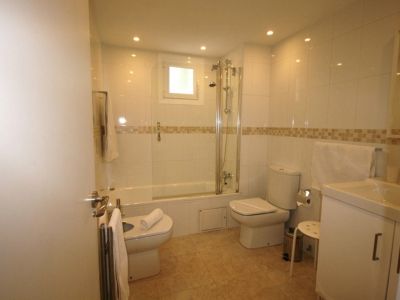 Santa Ponsa, gepflegte 115 m2 ,3 Schlafzimmer, 2 Badezimmer, Eckwohnung, Meerblick
