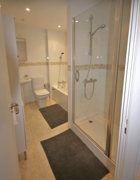 Santa Ponsa, gepflegte 115 m2 ,3 Schlafzimmer, 2 Badezimmer, Eckwohnung, Meerblick