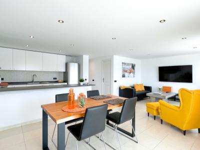 SANTA PONSA in 1. Meereslinie: Komplett renovierte, möblierte 3 SZ-Wohnung zur Langzeitvermietung