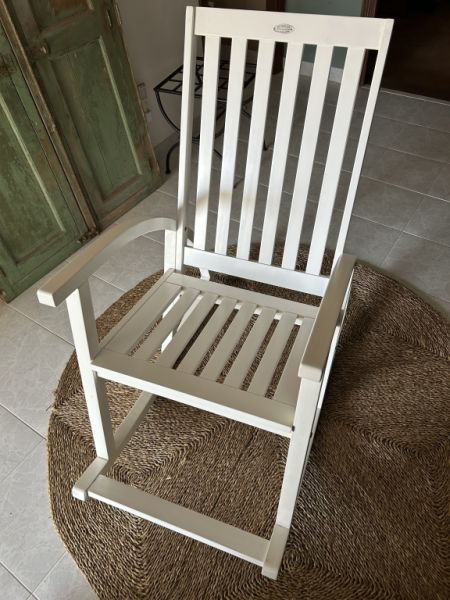 Rocking chair