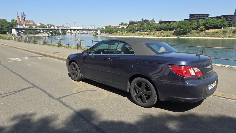 Schickes Cabrio für die Insel - Chrysler Sebring Convert 2.4 (2009)