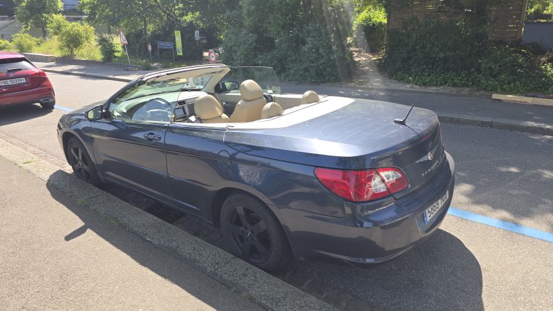 Schickes Cabrio für die Insel - Chrysler Sebring Convert 2.4 (2009)