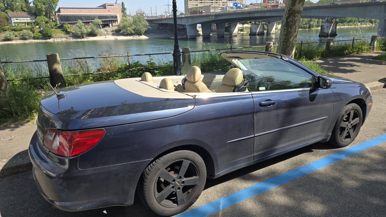 Schickes Cabrio für die Insel - Chrysler Sebring Convert 2.4 (2009)
