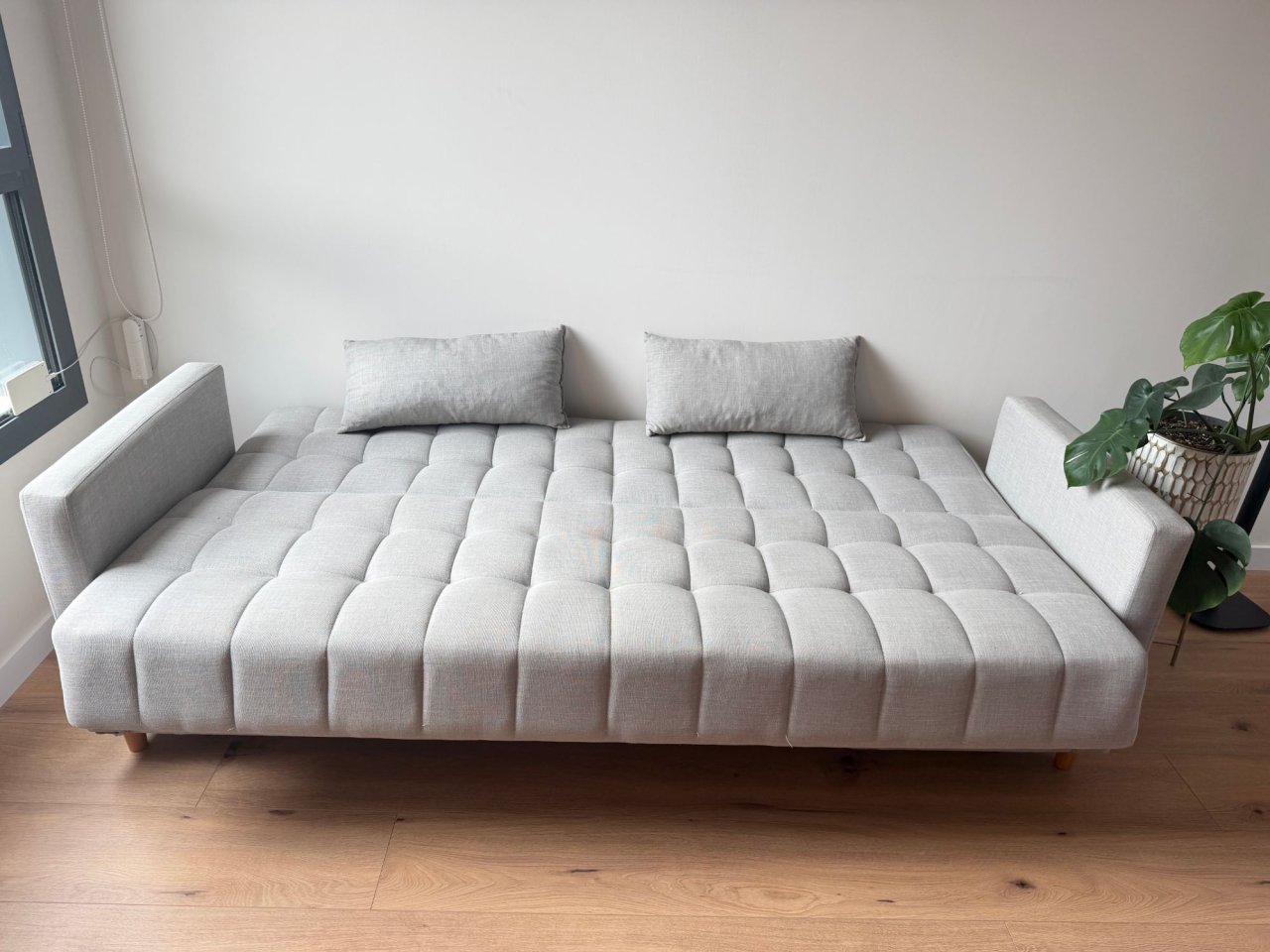 Sofá cama gris con arcón, 209 cm
