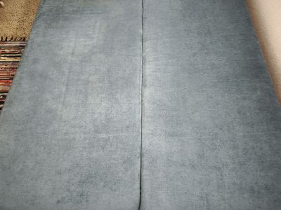 Sofá cama en azul turquesa