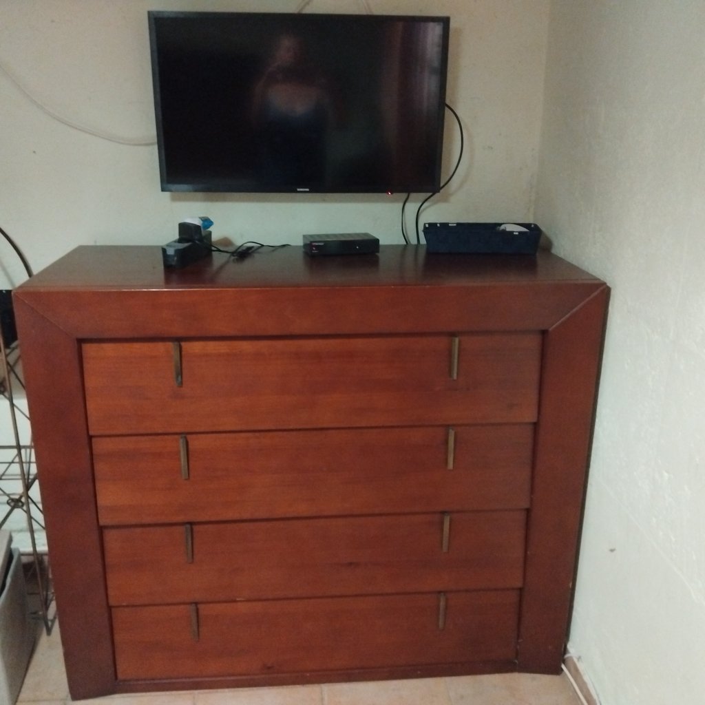 Schlafzimmer/ Bett+3 Komoden