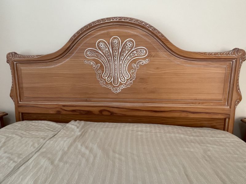 Complete bedroom with nightstands