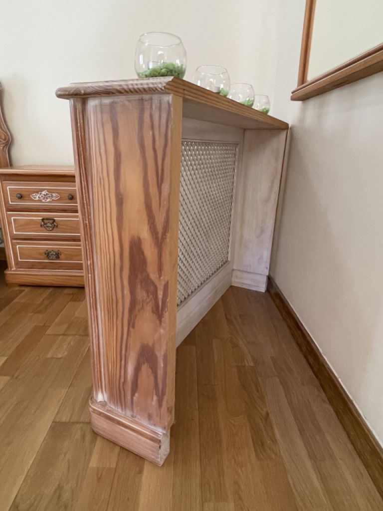 Complete bedroom with nightstands