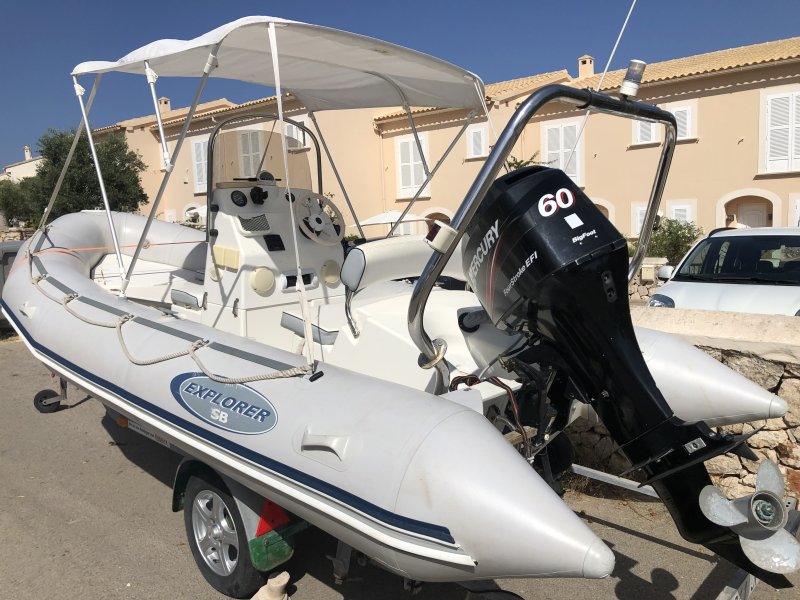 Inflatable boat