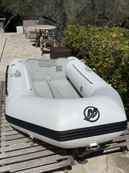 Inflatable boat / Dinghy Quicksilver 240 Trendy Air