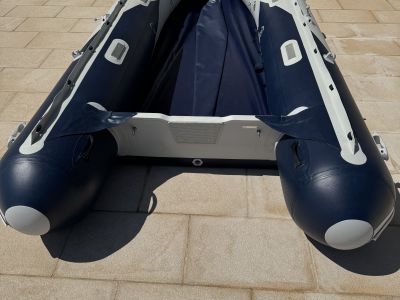 Schlauchboot Honwave T40 AE mit Suzuki DT 25 + viel Zubehör