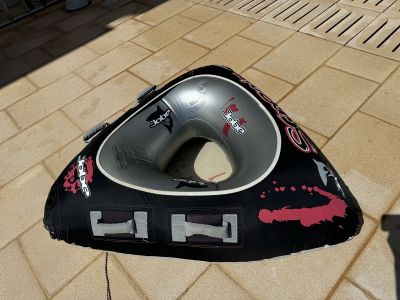 Schlauchboot Honwave T40 AE mit Suzuki DT 25 + viel Zubehör