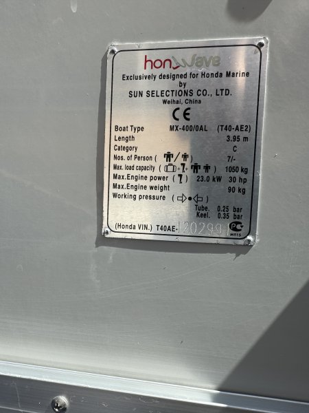 Schlauchboot Honwave T40 AE mit viel Zubehör