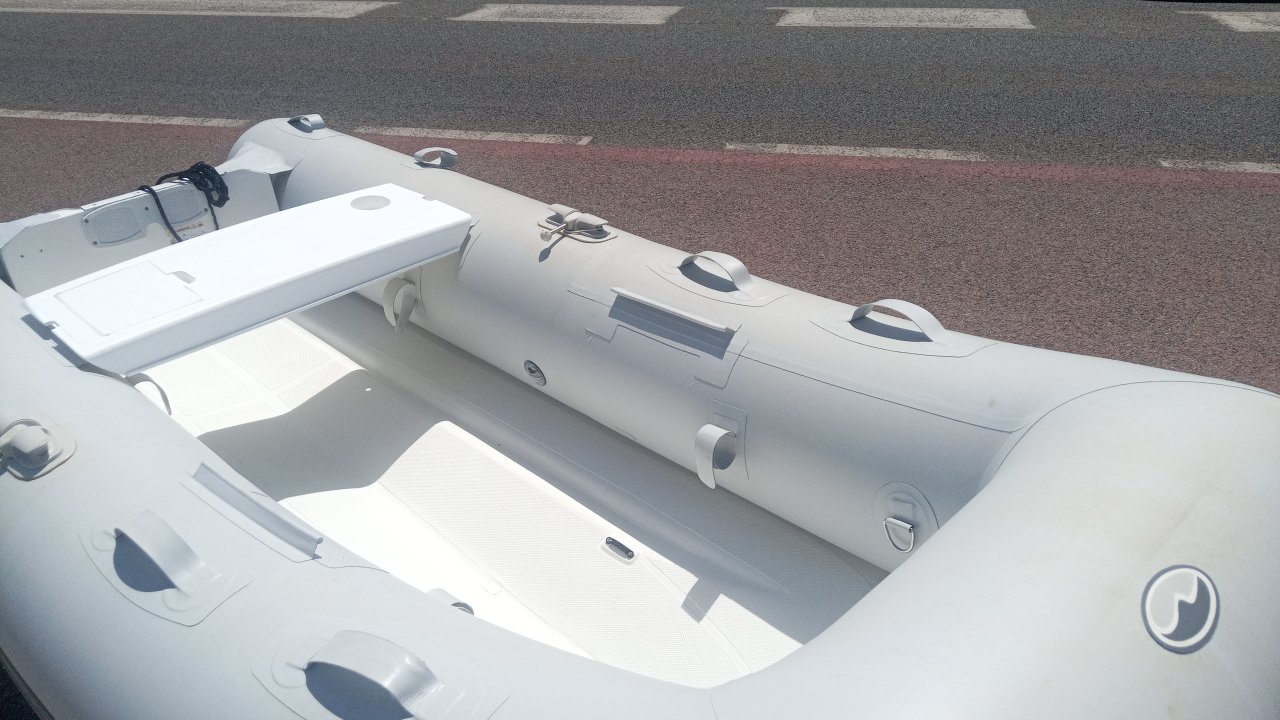 Schlauchboot Rib Walker Bay zum herrichten