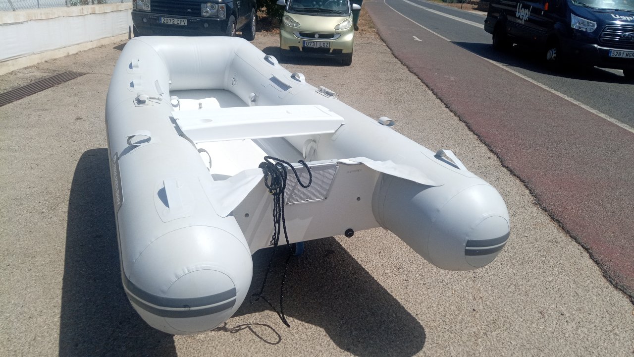 Schlauchboot Rib Walker Bay zum herrichten