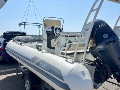Schlauchboot ZARmini RIB PRO 18 SC mit Yamaha VF90L VMAX SHO Motor, nur 55 Betriebsstunden