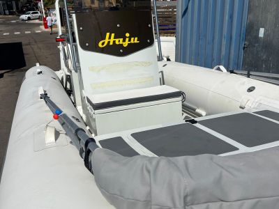 Schlauchboot ZARmini RIB PRO 18 SC mit Yamaha VF90L VMAX SHO Motor, nur 55 Betriebsstunden