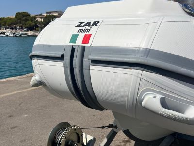 Schlauchboot ZARmini RIB PRO 18 SC mit Yamaha VF90L VMAX SHO Motor, nur 55 Betriebsstunden