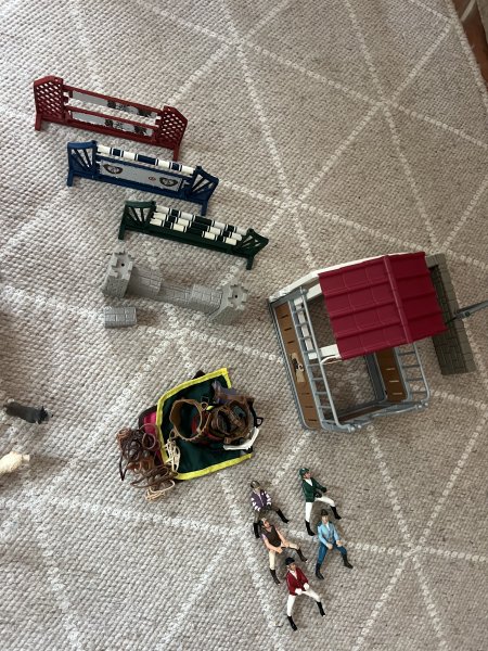 Schleich Reitstall mit viel Zubehör