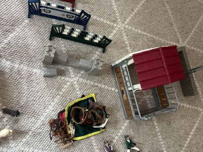 Schleich Reitstall mit viel Zubehör
