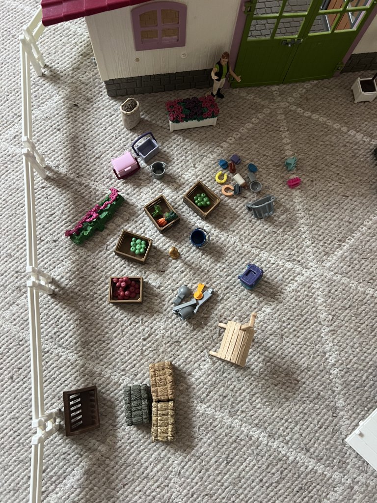 Schleich Reitstall mit viel Zubehör